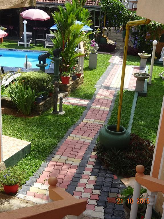 Hilda Guest House Hikkaduwa Exterior foto