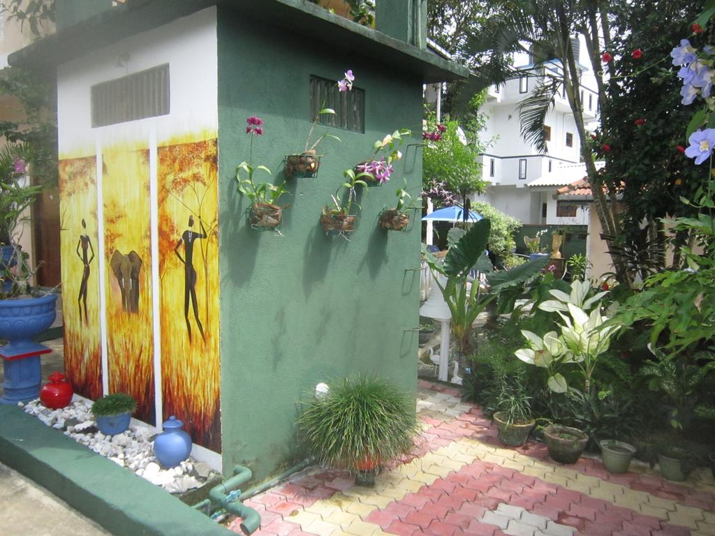 Hilda Guest House Hikkaduwa Exterior foto