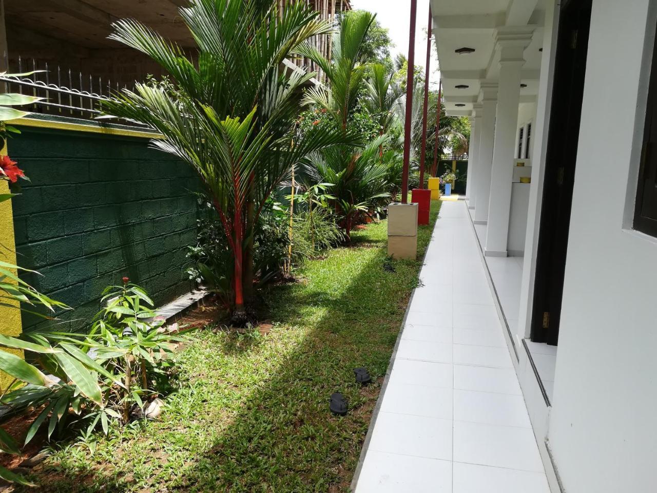 Hilda Guest House Hikkaduwa Exterior foto